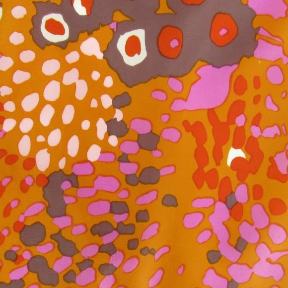 TOTES Floral Rain Scarf 27" x 27" - Picture 6 of 10